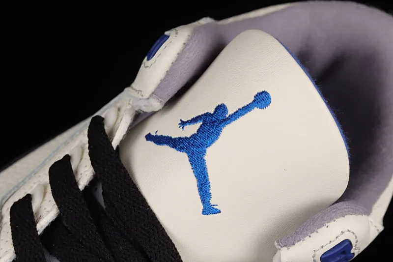 All categories Air Jordan Jordan series basketball shoes Air Jordan 3 Air Jordan 3 Retro UNC AJ3 Joe 3 burst racing blue 398614-145